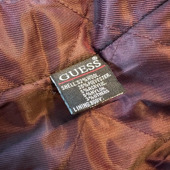 Men Guess Coat with removable Hood. - Picture 4 of 12